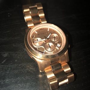 Micheal Kors Watch women’s